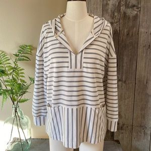 Mello Day pullover hoodie